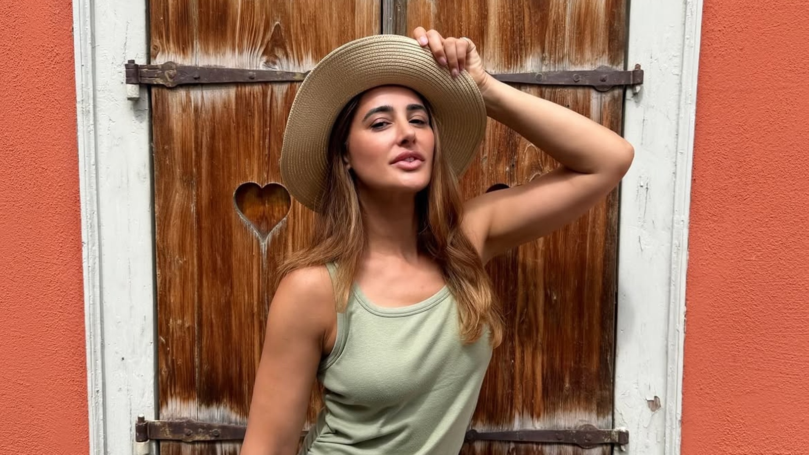 Nargis Fakhri’s ‘one glass at a time’ wellness ritual: ‘Easy way to get more greens’