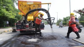 Spray, Injection, Patching, Delhi government, Delhi Public Works Department, permanent pothole repairs, pothole repairs, delhi news, India news, Indian express, current affairs