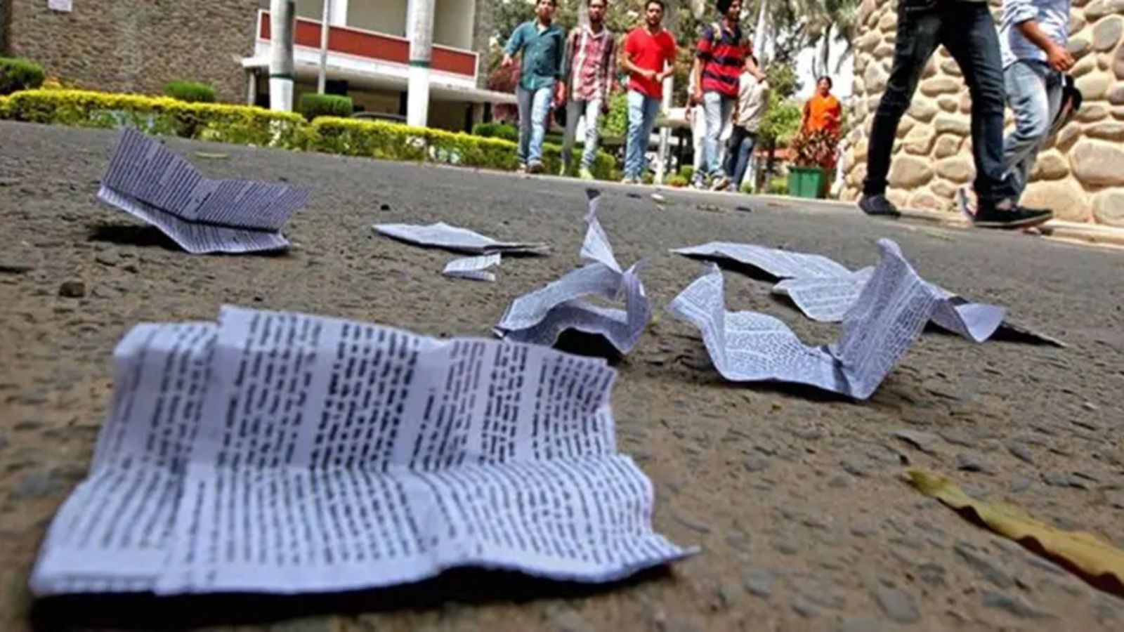 Paper’ ‘leak’ at Gujarat Ayurved University: Students’ wings of 3 political parties stage protests | Ahmedabad News