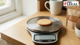 consumer court news Parle Biscuit