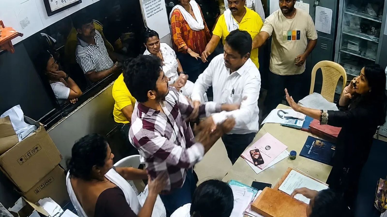 Thane doctors’ assault case: Corporator arrested after hospital discharge, to be produced before court