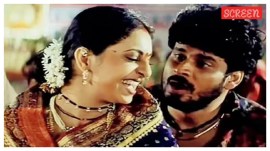 Shefali Shah and Manoj Bajpayee as Pyaari and Bhiku Mhatre in Satya.