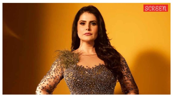 Zareen Khan shuts down the paparazzi after they pass a suggestive remark.