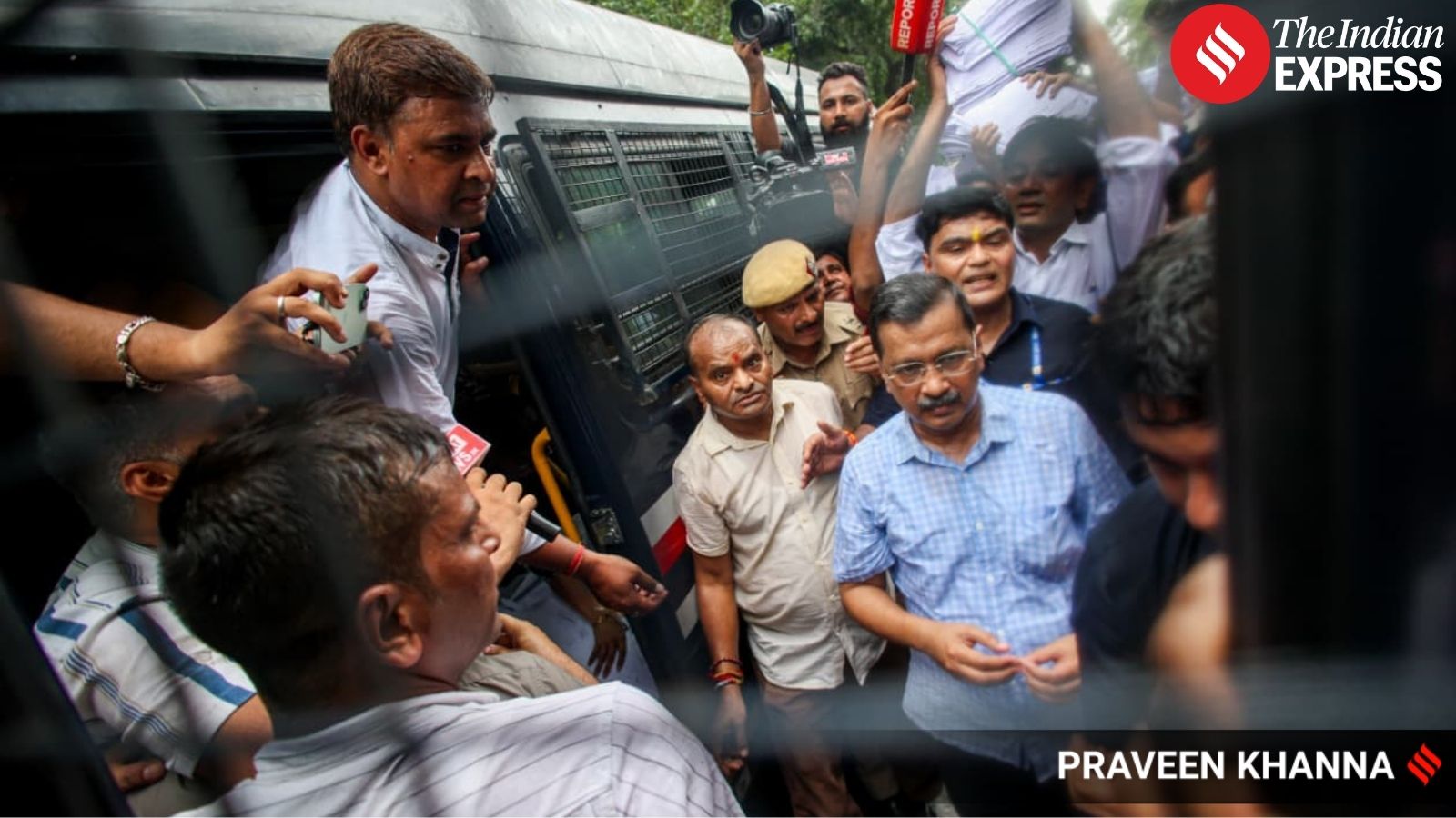 Police stop Kejriwal from marching towards PM house to submit 2.3 lakh petitions against E20 policy