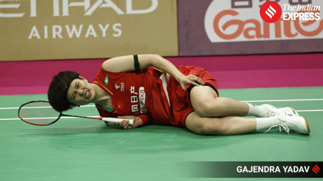 At 17-16, Wang suffered a hard fall and called for a medical break