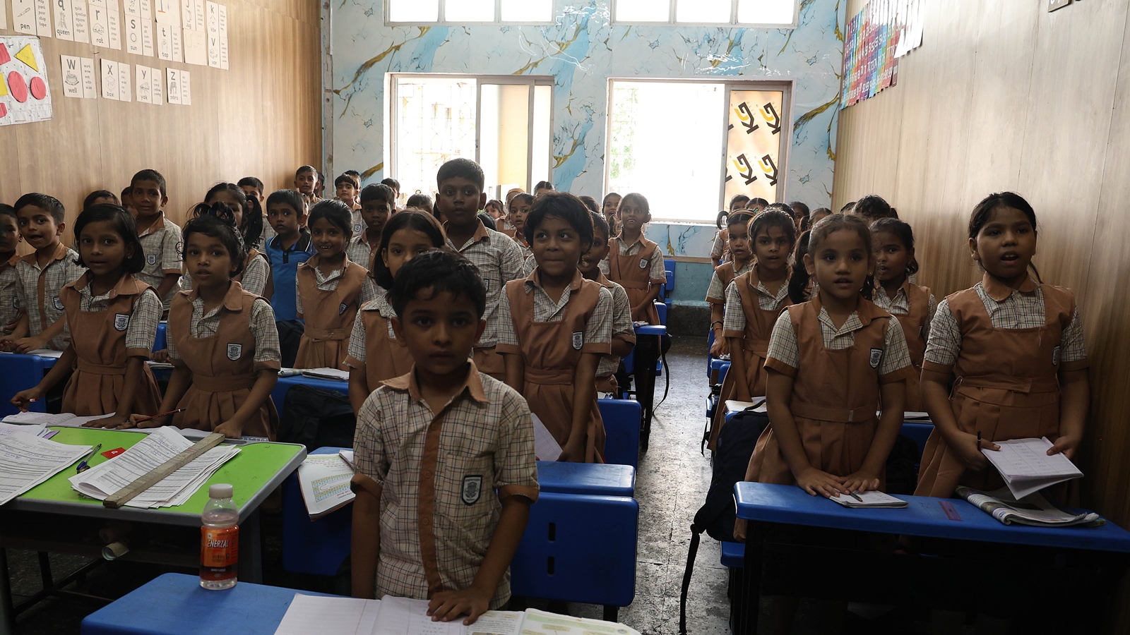Mumbai School Canteens Overhaul: Idli Replaces Vada Pav as Junk Food Ban Takes Effect