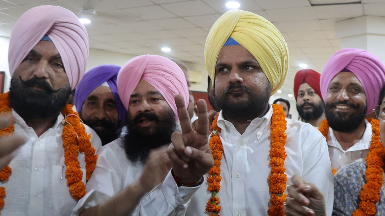 ‘Democracy saved’: AAP MLA’s son, Cong councillor elected to Ludhiana civic body’s F&CC