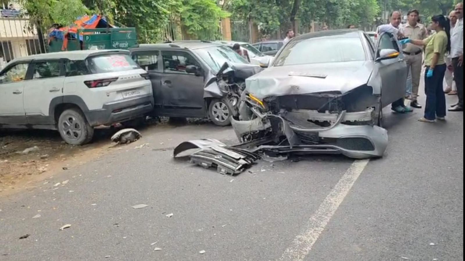 Mercedes collides head-on with WagonR in Delhi; 70-year-old bystander killed