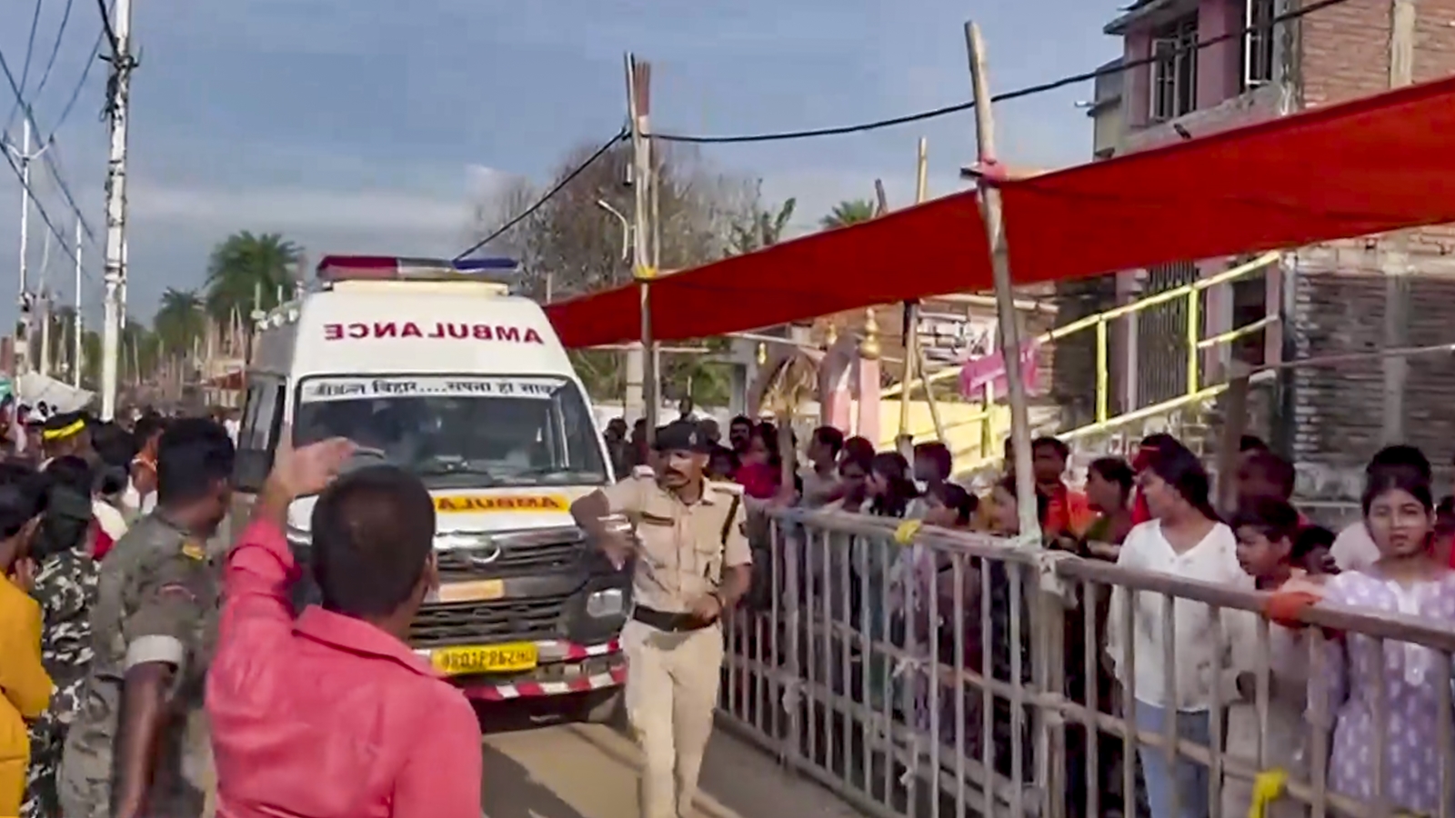 Bihar: 7 killed, 25 injured as panic over electric pole triggers stampede at temple 