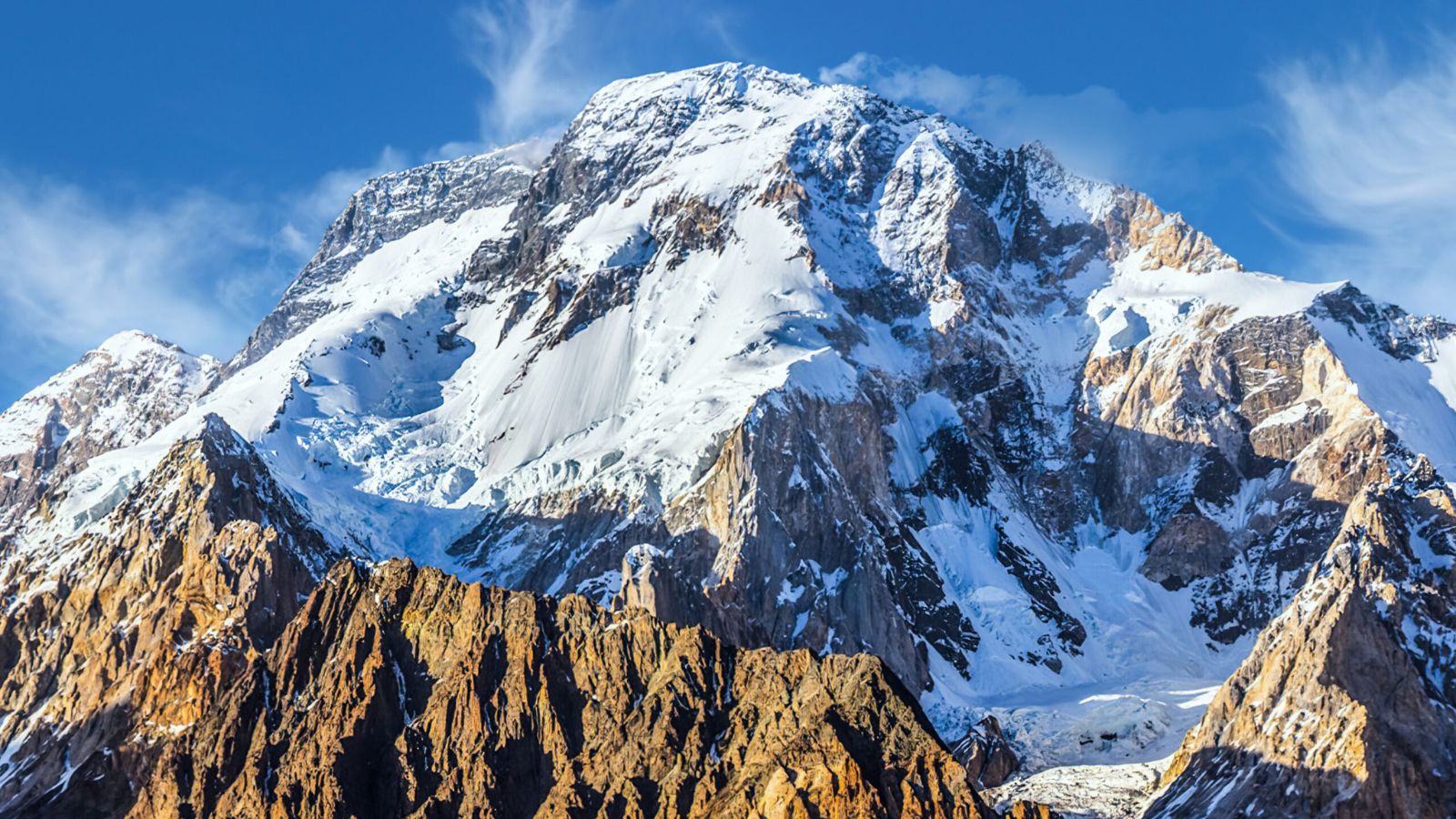 Inside the Deadly Reality of Modern Himalayan Mountaineering