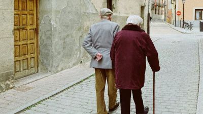 Humans could live nearly 200 years, but cell damage may set the limit