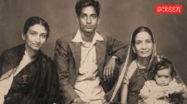 Kamlabai Gokhle on the left with her mother Durgabai Kamat on the right.