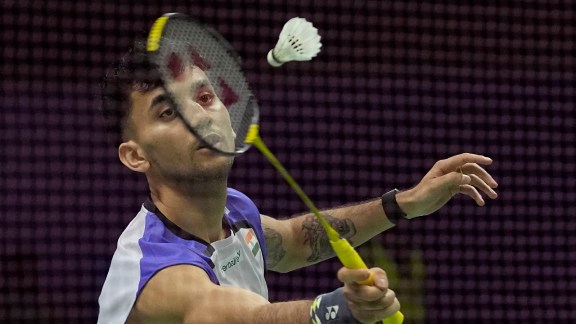 India’s Lakshya Sen plays against Austria’s Collins Valentine Filimon during the Badminton World Championships in New Delhi, India, Tuesday, Aug. 18, 2026. (AP Photo/Manish Swarup)