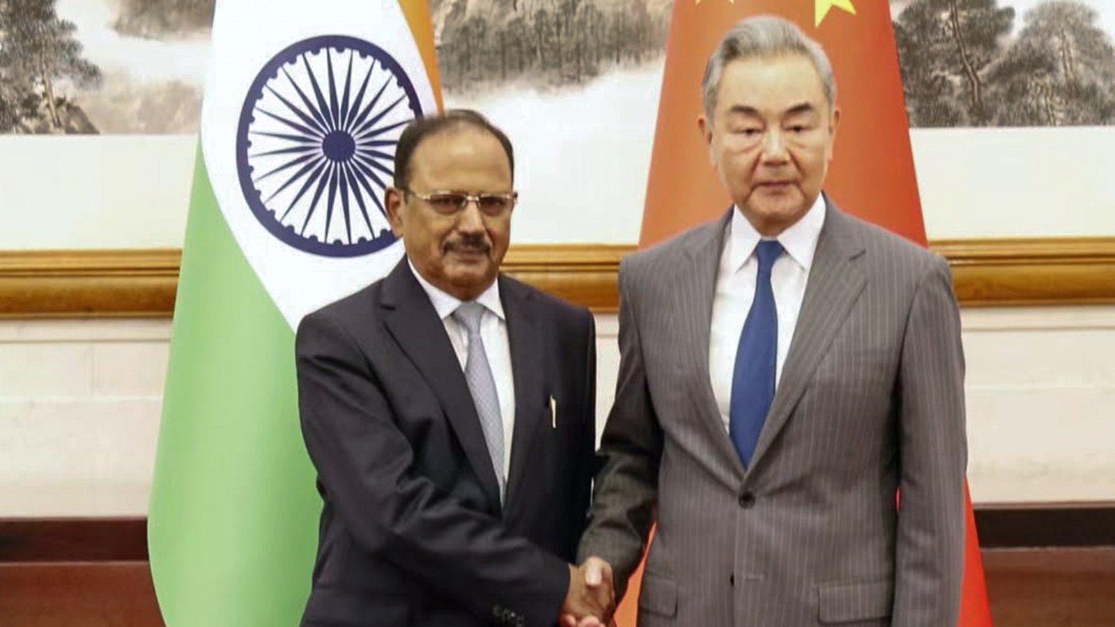 Ajit Doval and Wang Yi Seek Progress on Boundary Delimitation in Beijing Talks