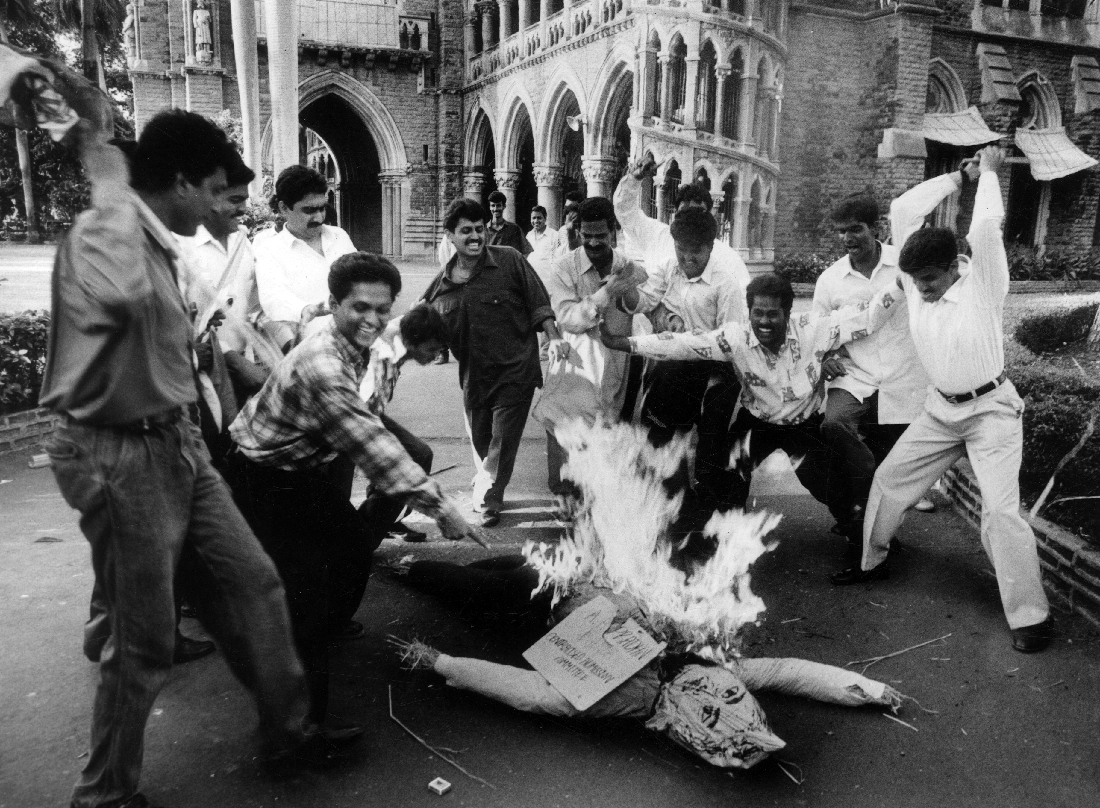 Why Maharashtra's campuses have gone 30 years without a student vote
