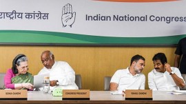 Congress invokes Tagore, Mahatma: Will sing only first 2 stanzas of Vande Mataram