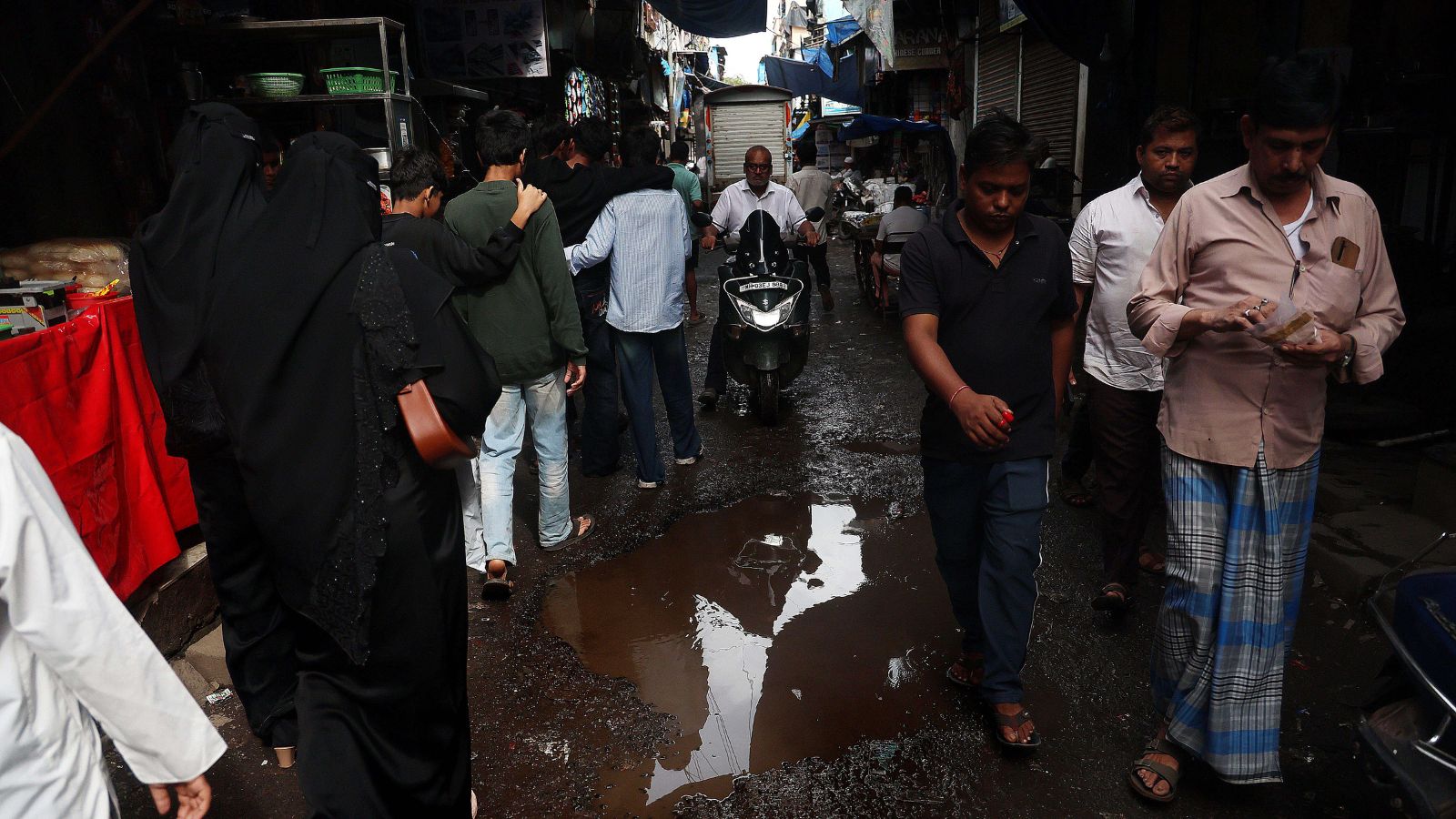 Mumbai Corporators Facing Disqualification: Political Rivalry Leaves Wards Leaderless