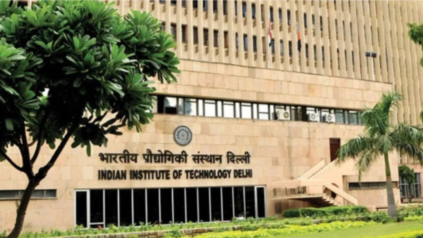 IIT दिल्ली के छात्रों ने मुख्य मांगों पर प्रगति के बाद विरोध प्रदर्शन रोका