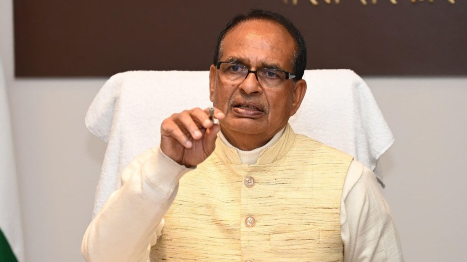शिवराज सिंह चौहान ने कृषि और ग्रामीण विकास मंत्रालय के अधिकारियों को 'सप्त धारा' का संकल्प दिलाया
