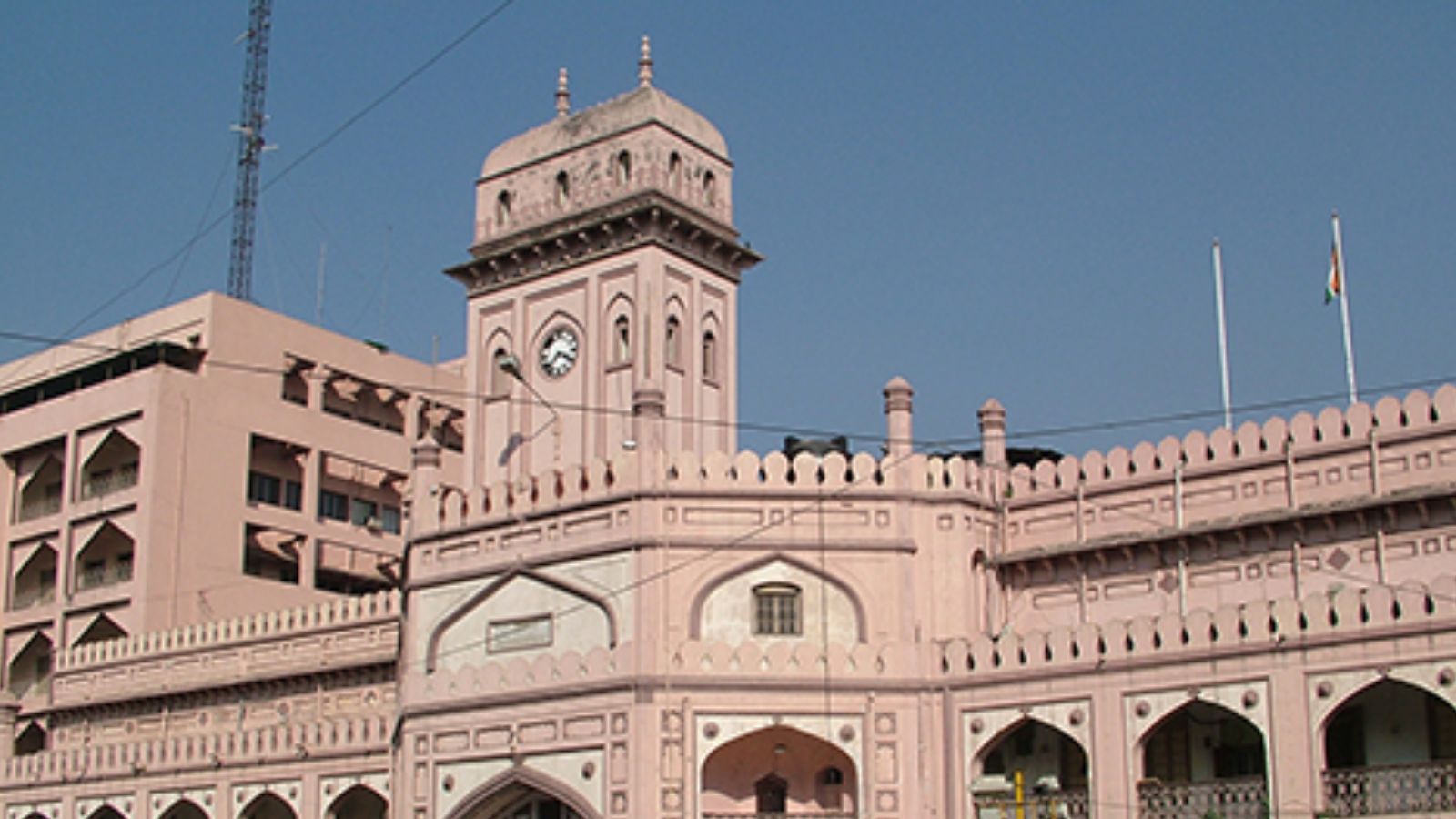 Surat civic body forms team to rehabilitate displaced