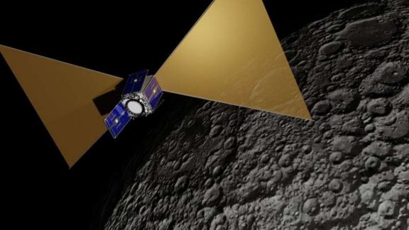 CosmoCube could use the Moon’s far side as a natural shield from radio interference generated on Earth.(Image: Surrey Space Technology Ltd)