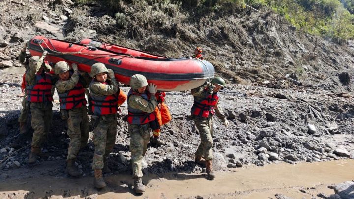 China Nepal Flash Floods