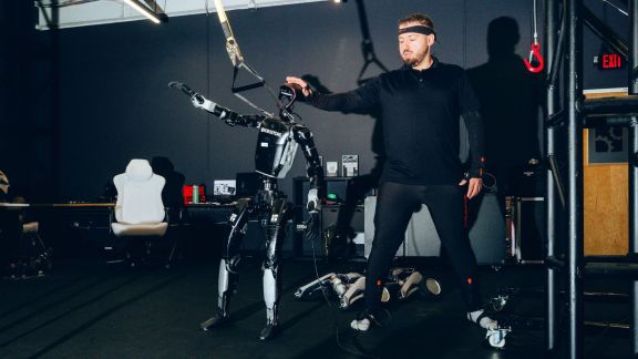 US-China race to build humanoid robots.