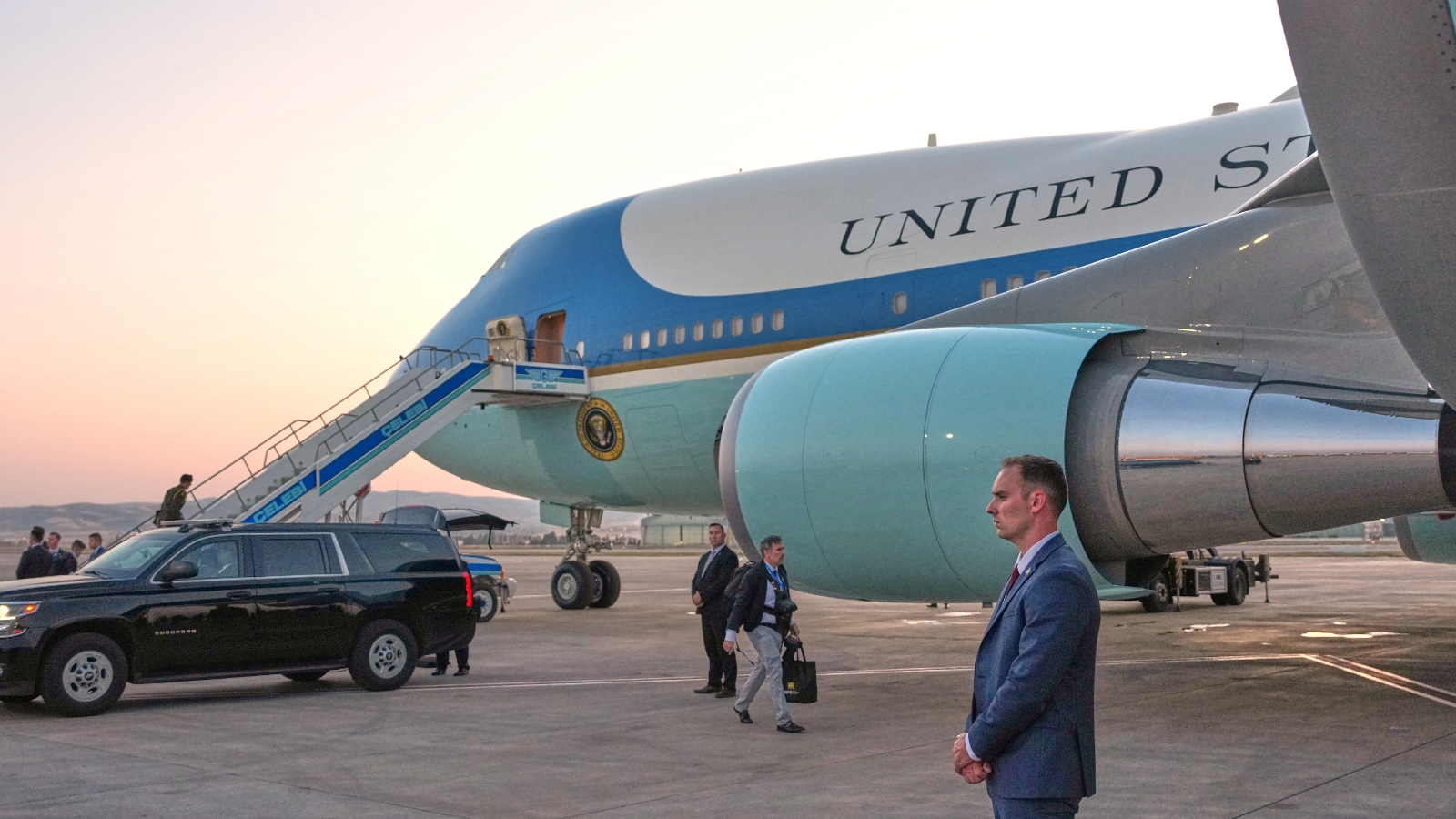 Trump's secret Turkey flight: Who was with US President and who stayed behind?