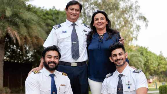 akshat family