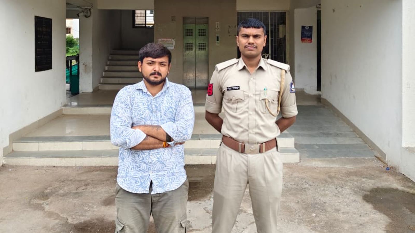 Man sets ablaze stock trader's car in Vadodara after 'Rs 4.5-cr feud, video of dog worth Rs 60K'