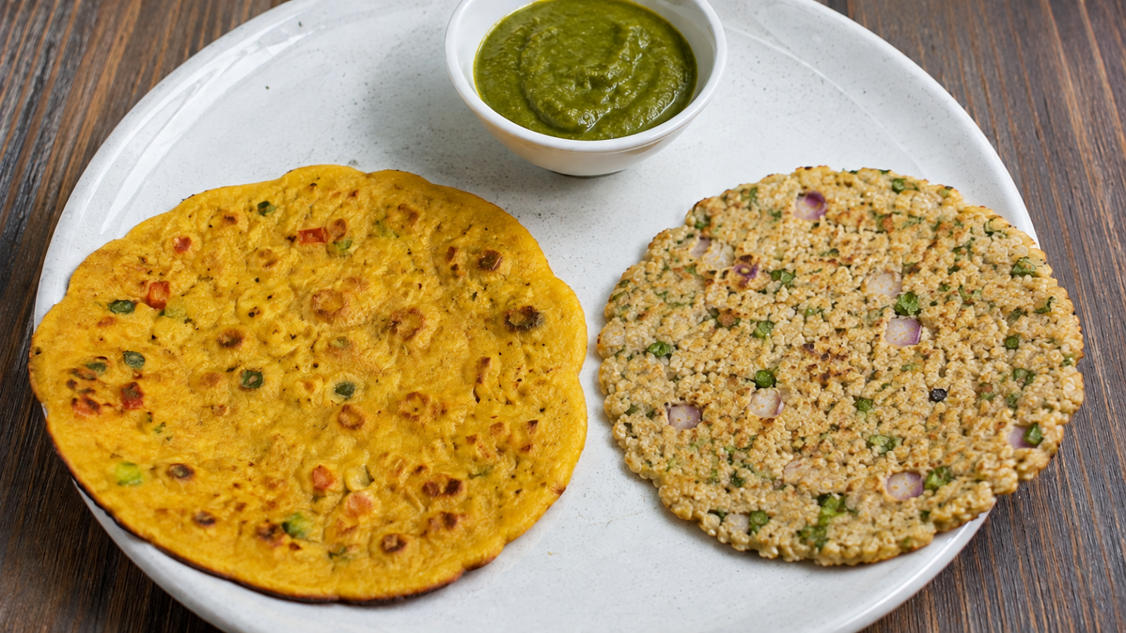 Which has more protein: oats cheela or besan cheela? A dietitian explains
