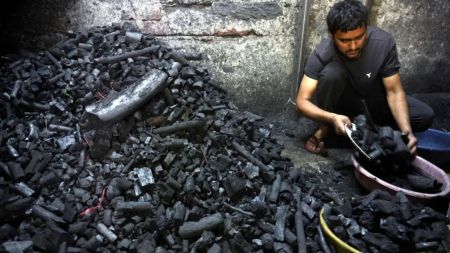 The arms seizure has placed a renewed spotlight on illegal activities across the region’s coal belts. (Express File Photo)