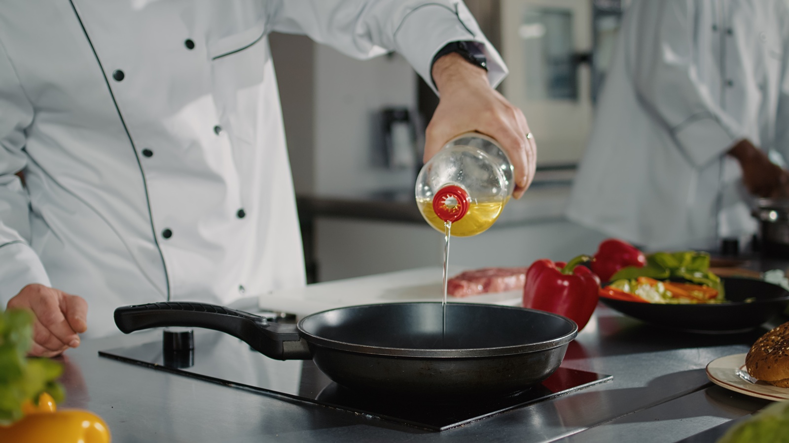 What does cooking oil adulteration look like?
