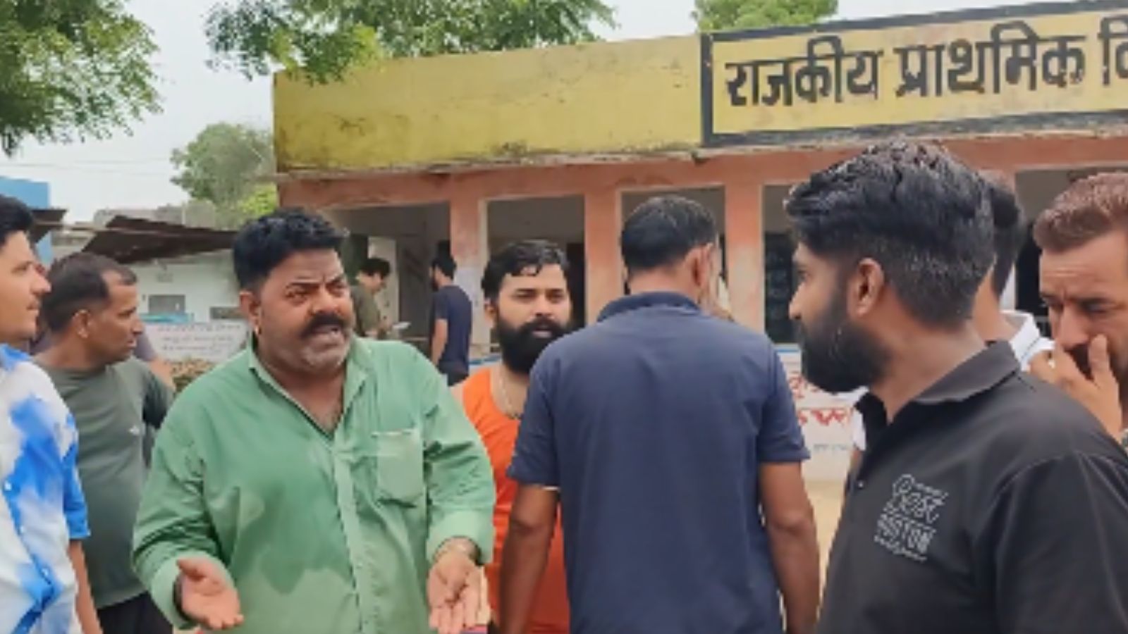 राजस्थान में शिक्षा संकट: 611 सरकारी स्कूलों के पास अपनी इमारत नहीं