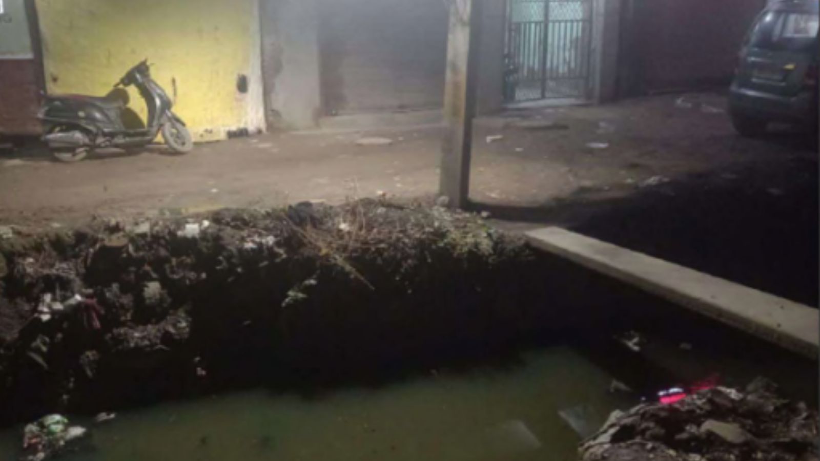Open drain ‘serious safety hazard’: Delhi High Court tells MCD to fix it now