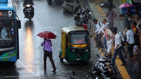 Rainfall in New Delhi on Monday. (Express Photo by Praveen Khanna)