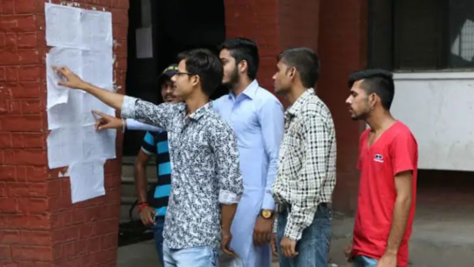 Now, Jharkhand High Court stays cancellation of key JSSC-CGL exam