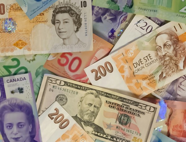Knowledge Nugget | RBI to introduce Polymer banknotes: What are ‘Plastic’ notes and why do they matter?Why is the RBI planning to introduce polymer banknotes in India? What are the benefits of ‘plastic’ notes? Which countries already use them, and what concerns could India face while making the transition? Here's all you need to know.