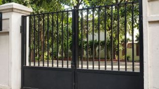 As per a press release issued on Friday, Kamble was opening the main gate of school around 8.10 am on July 31 when it collapsed on him leaving him injured. (Image generated using AI) pune