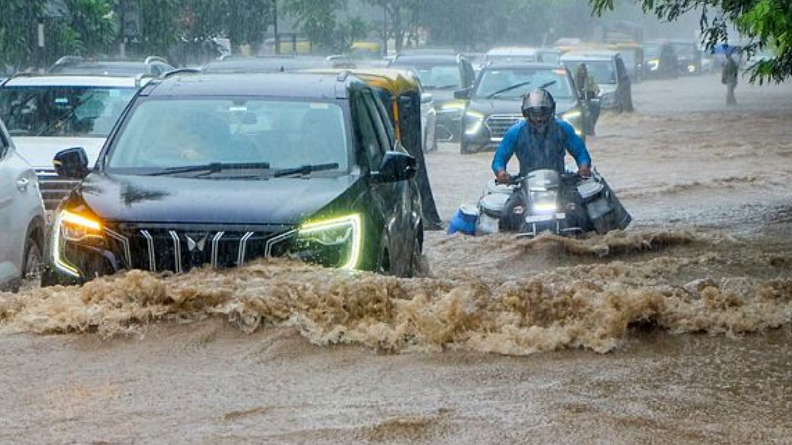 Delay in dewatering, contractors' lapses blamed as Gurgaon waterlogged, yet again