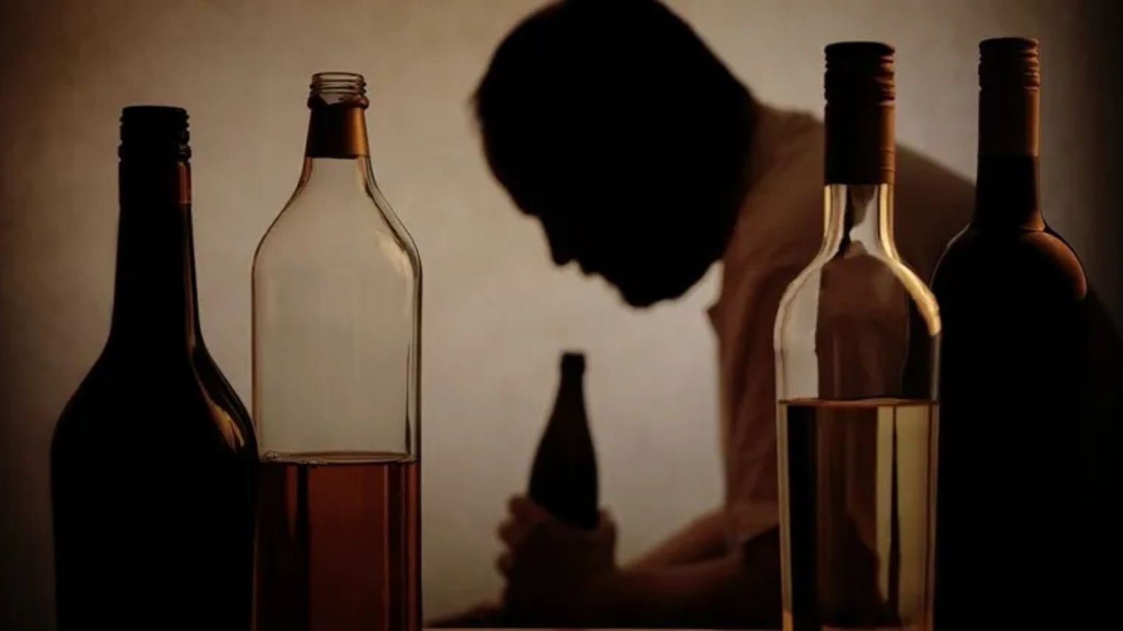भावनगर जहरीली शराब त्रासदी: मृतकों की संख्या बढ़कर 11 हुई