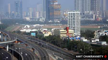 mahalaxmi race course