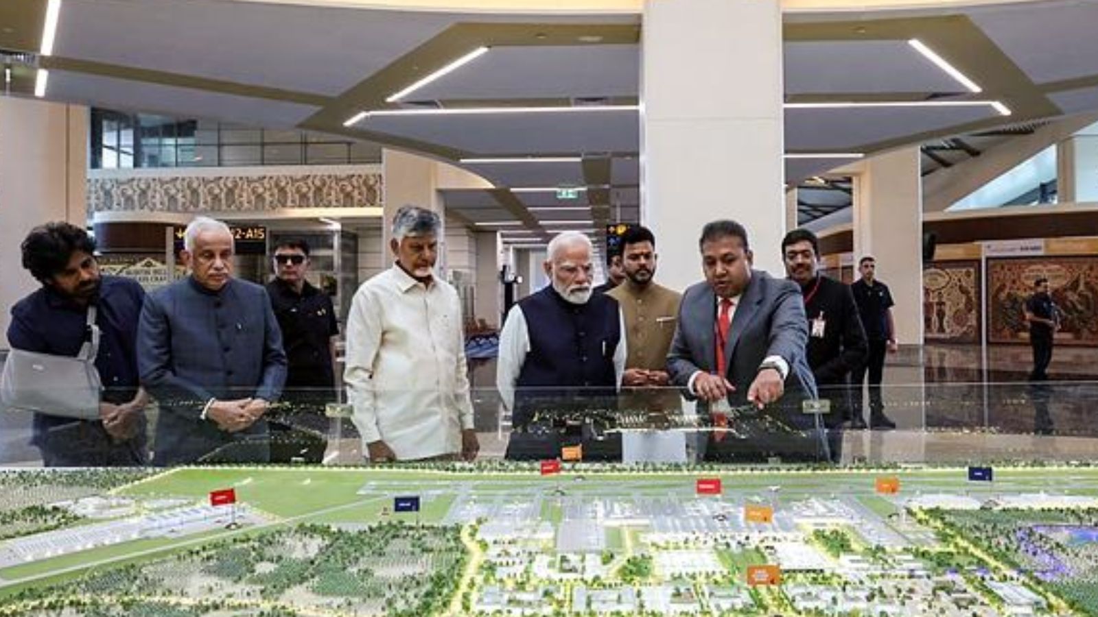 indianexpress.com - Express Web Desk - PM Modi inaugurates Bhogapuram airport, projects worth nearly Rs 18,000 crore in Andhra Pradesh