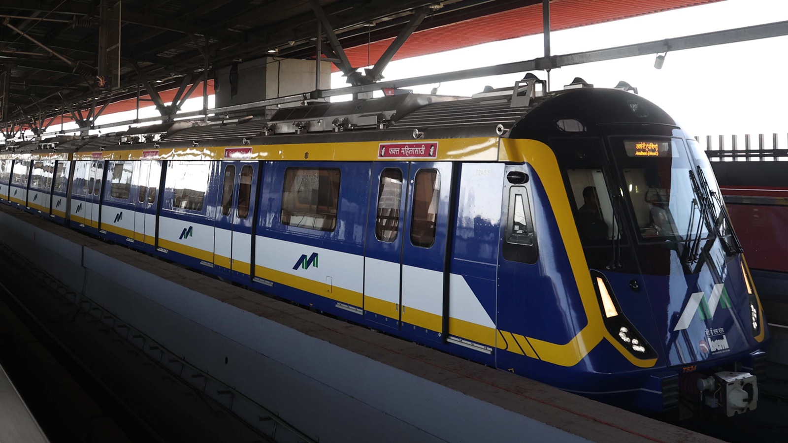 Mumbai Metro One Introduces Short-Loop Trains to Increase Peak-Hour Frequency