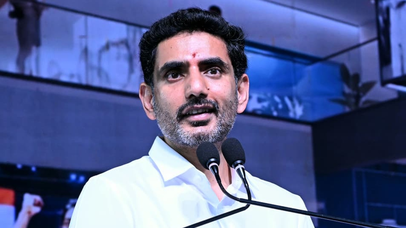 आंध्र प्रदेश में शिक्षक भर्ती को लेकर भारी विरोध प्रदर्शन: क्या है पूरा विवाद?