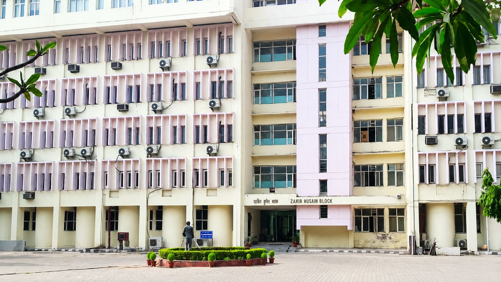 Centre Reaffirms NCERT Deemed University Status Amid Autonomy Concerns