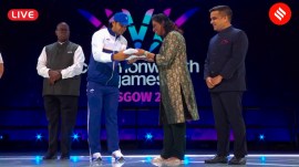 Commonwealth Games Closing Ceremony Live from Glasgow: Neeraj Chopra and PT Usha at the handover ceremony. (Screengrab via SonyLIV)