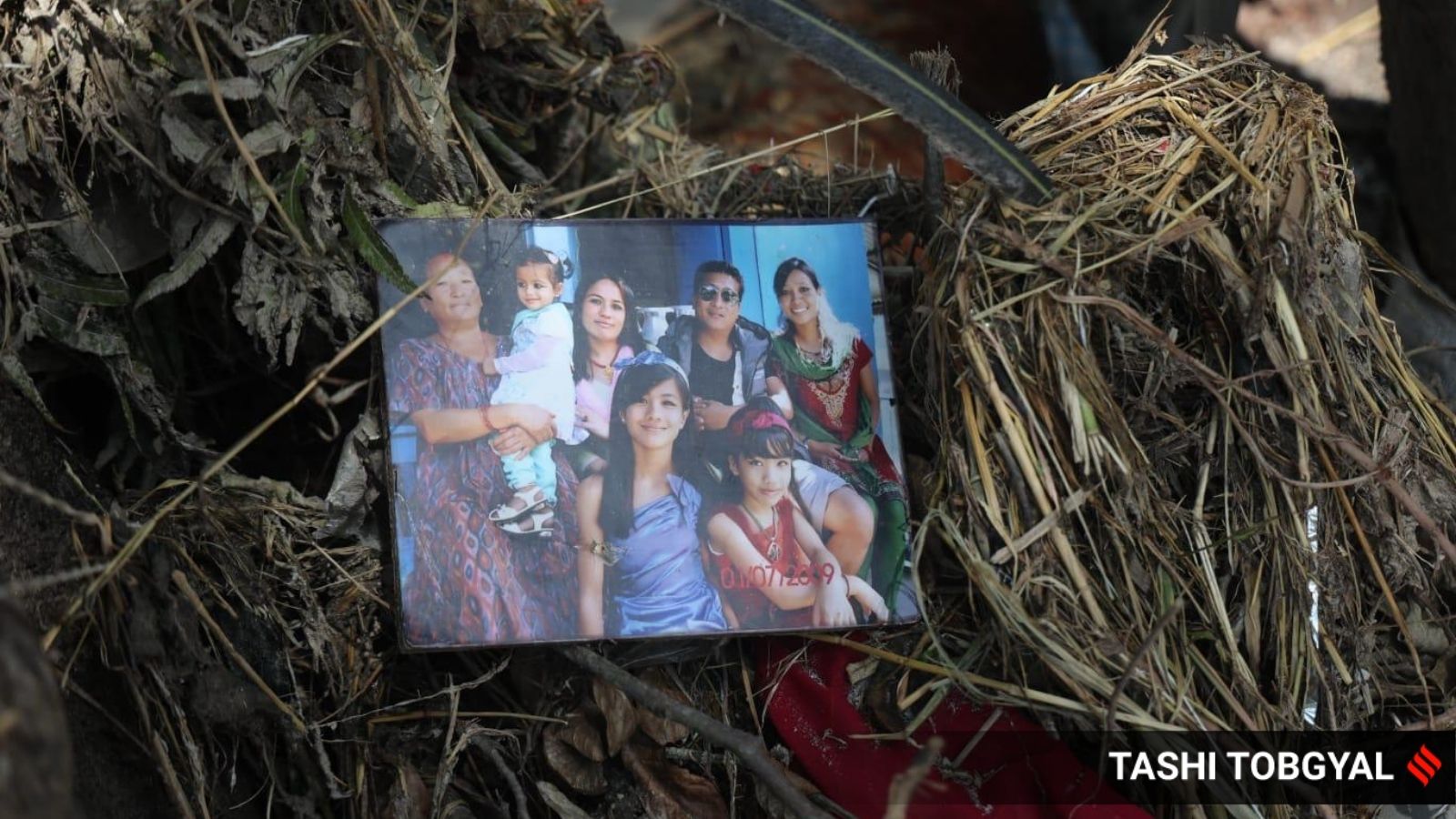 Visuals of the devastated Baitrawati Rasua border where bodies were located by the army in Nepal on Sunday. A few relief trucks arrive while the region remains highly unreachable . Videos and Photos by Tashi Tobgyal 300826