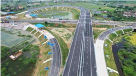 Toll suspended on Rs 4,200 Kanpur-Lucknow Expressway just 13 days after opening