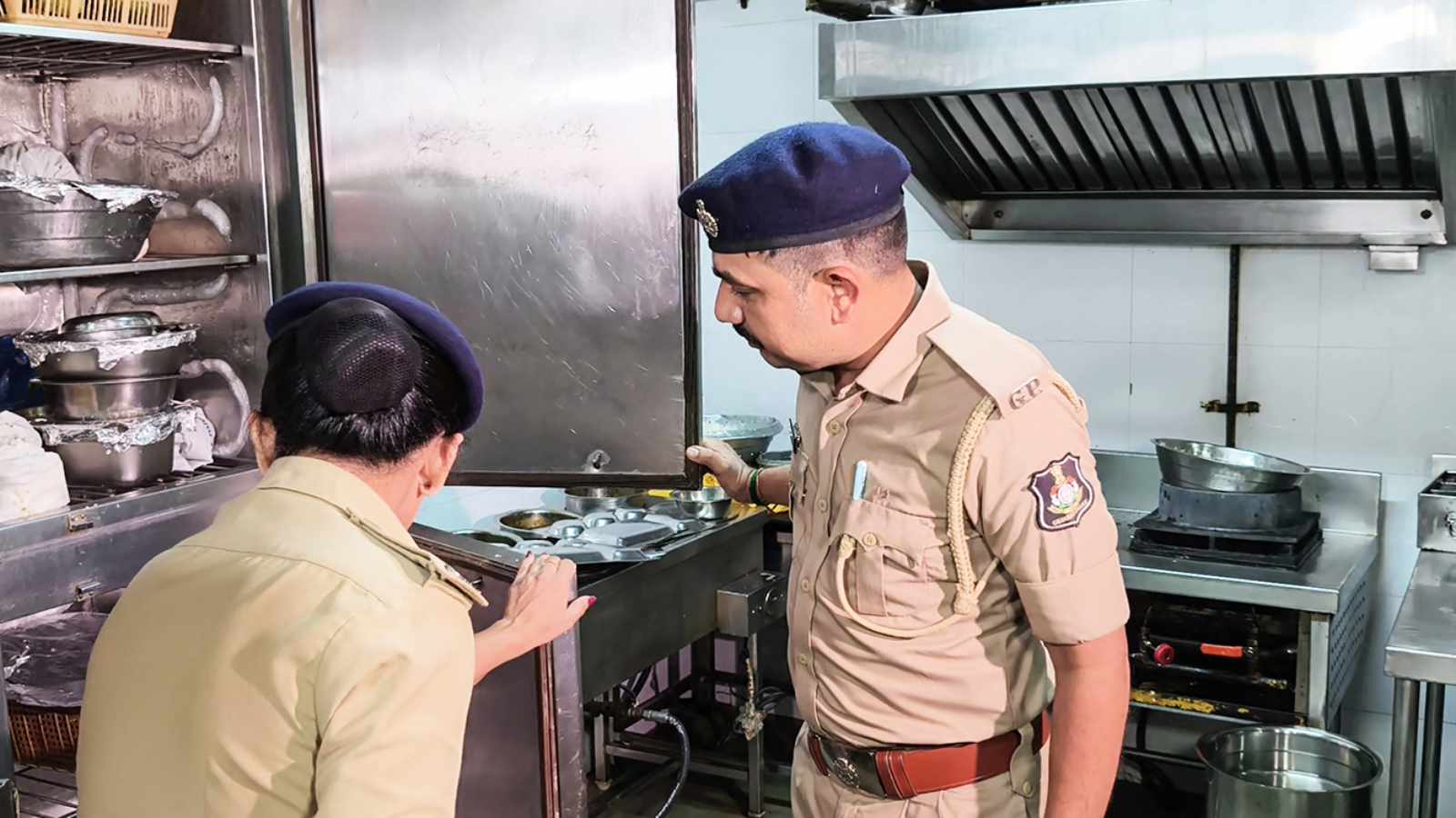 Five-Year-Old Dies of Suspected Food Poisoning in Surat After Eating Hotel Meal